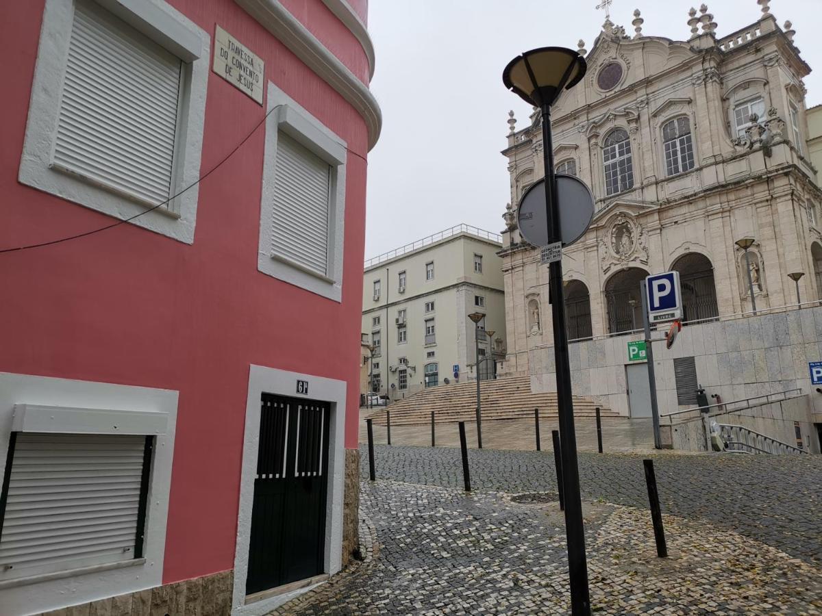 Dobairro Suites At Merces Lisbon Exterior photo